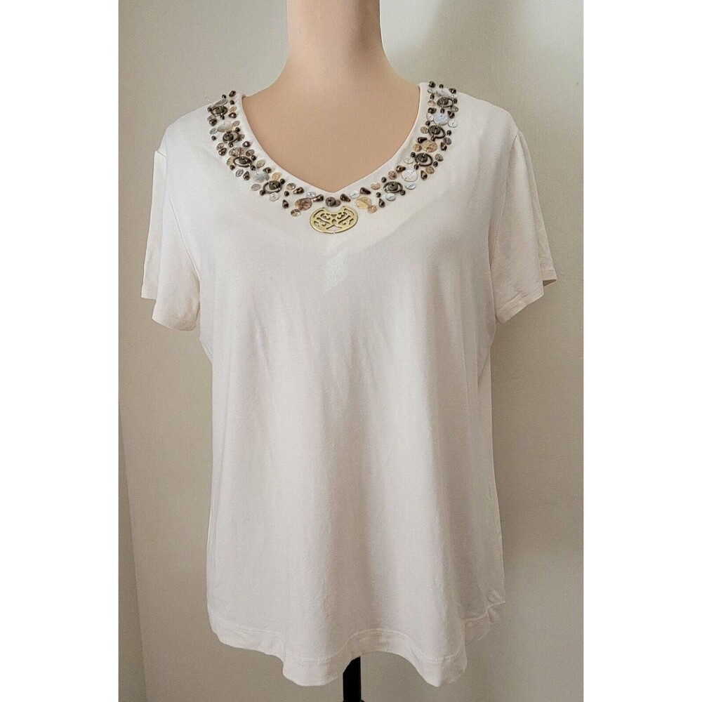 Sz 2 Chico's Cream V-Neck Tee Shirt Beaded/Shell/Medallion Embellished Neck Line